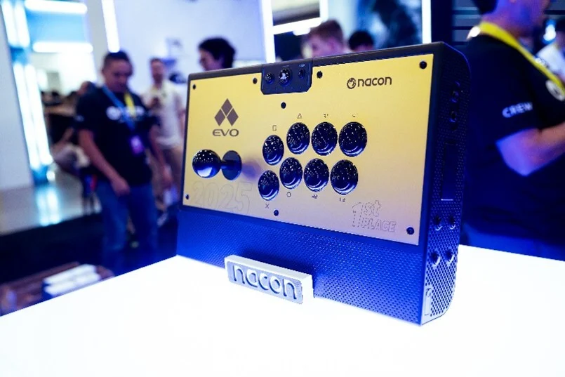 NACON llevó sus nuevos auriculares RIG R5 SPEAR PRO HS al Evo Nice 2025