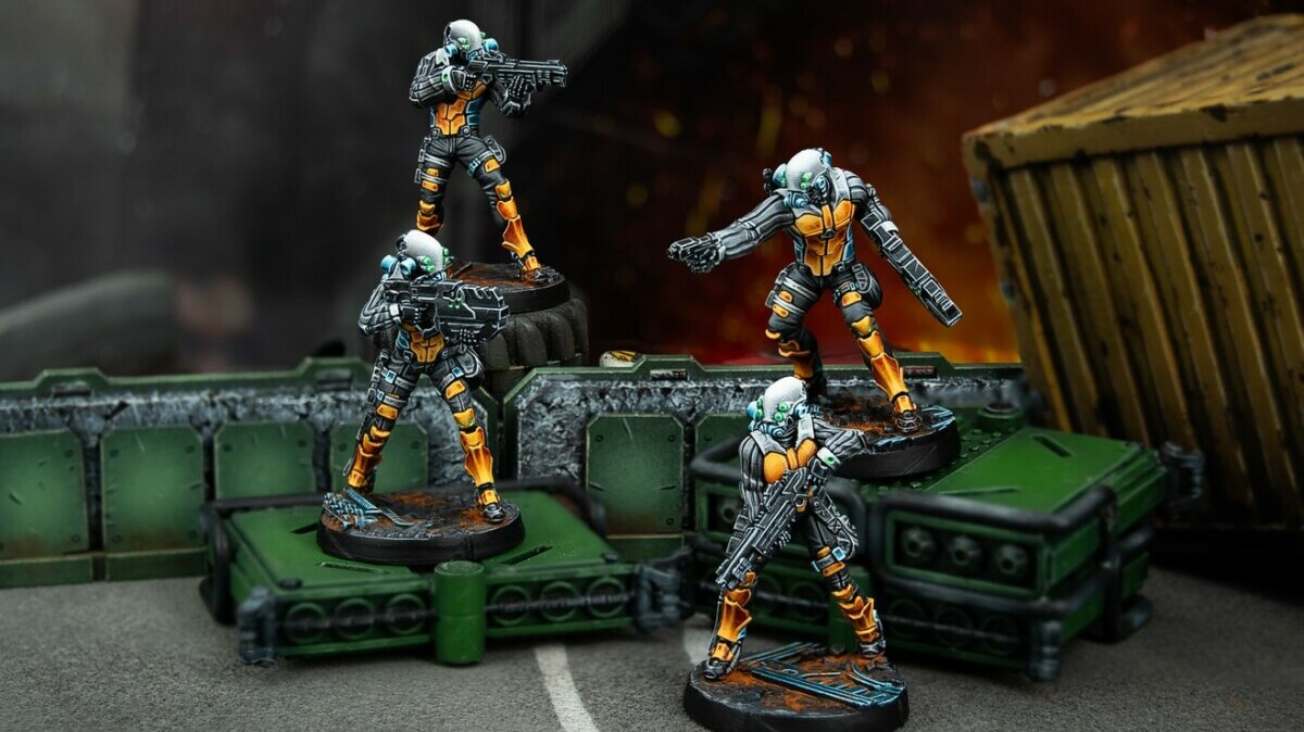 Infinity y Warcrow se preparar para recibir las novedades de Febrero