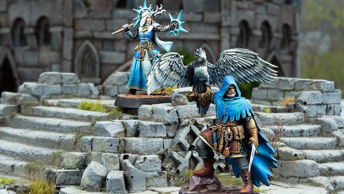 Marzo llega cargado de refuerzos para los fans de Infinity y Warcrow